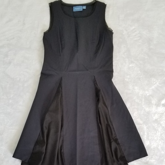 Dress - Picture 2 of 6